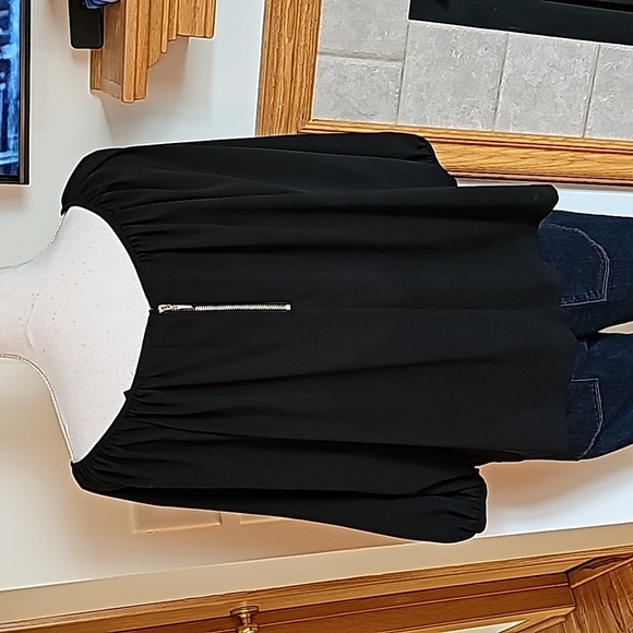 WHBM blouse - Picture 3 of 6